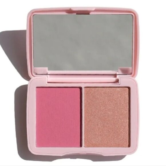 Half Caked Double Dipper Color Duo Girls Tour 0.20 oz. Blush & Highlighter - Picture 1 of 4